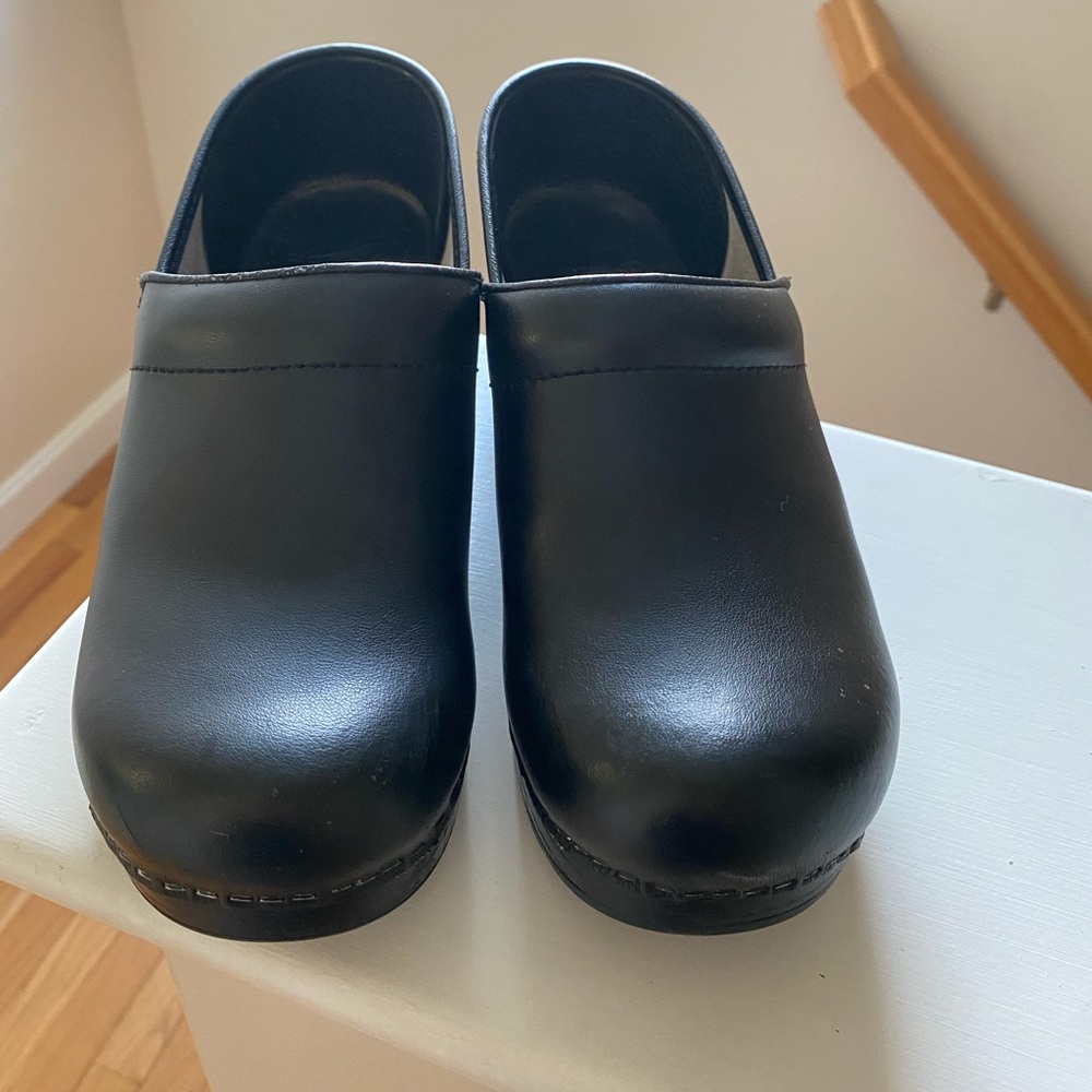 Black size 38 Dansko